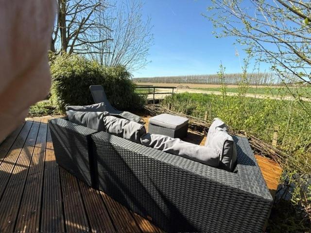 Vrijstaande Accommodatie Glamping De Kas Inn Hank Exterior foto